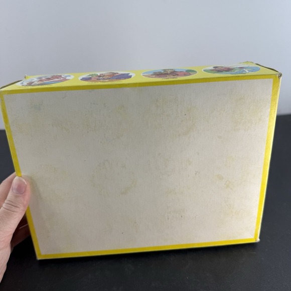 Vintage 1976 Hanna Barbera Metal Yoyo Set of 13 /Original Box/Sealed Pkg - Picture 9 of 9